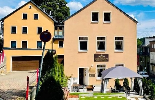 Adorf Apartment | Deluxe Doppelzimmer mit Dusche
