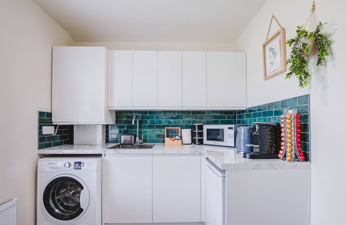 Reading Apartment | Deluxe Double/Twin Bedroom - Park view - Reading