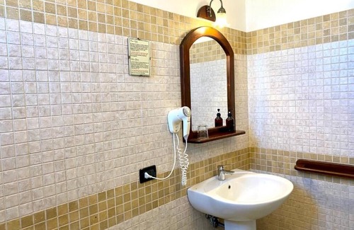 Sternatia Apartment | Deluxe Double/Twin Room - Martanì
