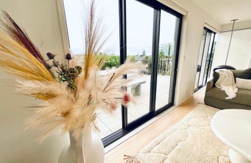 Mount Maunganui House | Deluxe Downtown Mount Maunganui