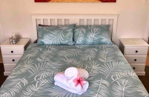 Yamba House | DELUXE Escape! Central, NEW & Spacious 3 Bed