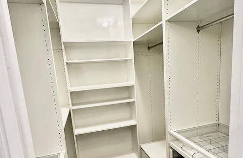 East Credit Apartment | Deluxe Executive Studio