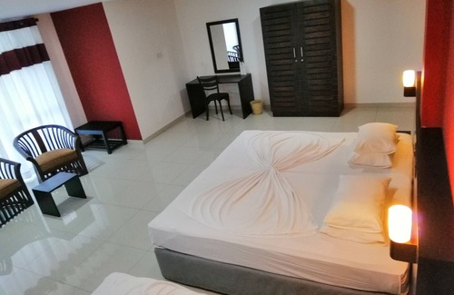 Tangalle Hotel | Deluxe Family Room by Mars Hotel Tangalle