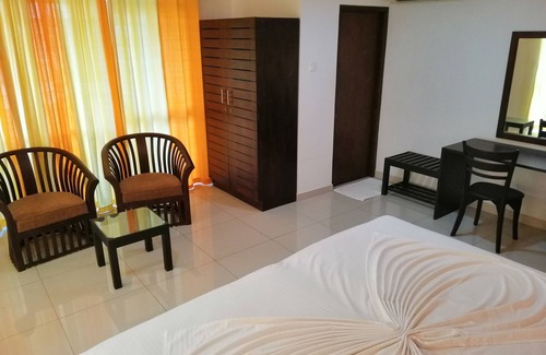 Tangalle Hotel | Deluxe Family Room by Mars Hotel Tangalle
