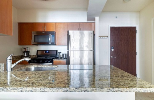 West End Apartment | Deluxe Foggy Bottom 1BR w/On-Site Starbucks & Deli, by Blueground