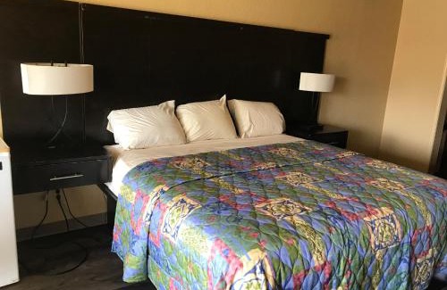 Kilgore Hotel | Deluxe Inn Kilgore