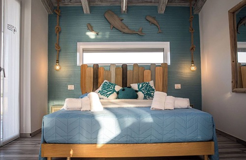 Calimera Bed & Breakfast | Deluxe Mistral Apartment - Sea View