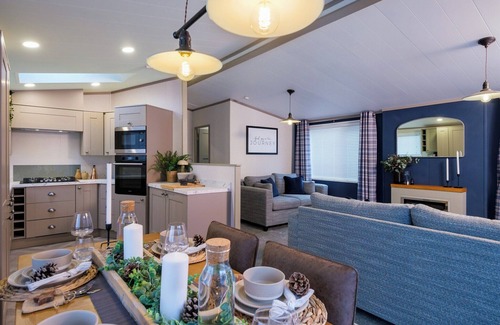 Workington Ski Chalet | Deluxe modern and contemporary luxury lodge perfect for a relaxing escape.