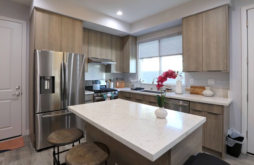 South el Monte Apartment | Deluxe Modernized Home