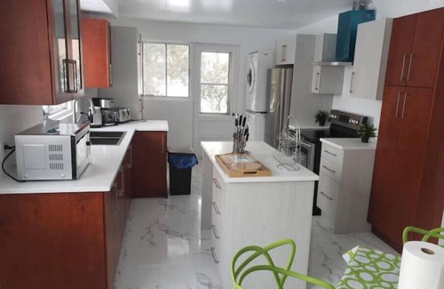 Laval Apartment | Deluxe newly renovated Apartment