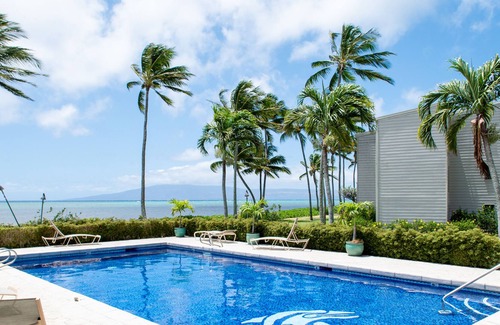 Ualapue Condo | Deluxe, Oceanfront, Top-Floor Condo w/Ocean Views, Shared Pool, & Free WiFi!