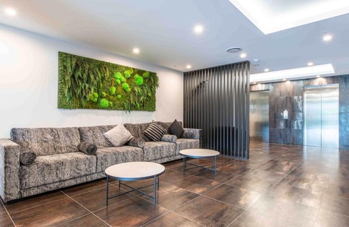 Epsom Hotel | Deluxe One Bedroom Apartment in Newmarket Auckland