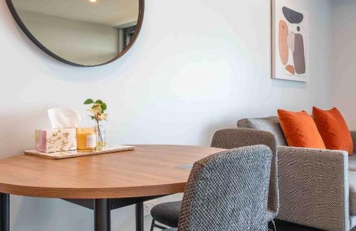Epsom Hotel | Deluxe One Bedroom Apartment in Newmarket Auckland