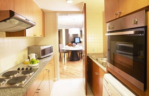 Chong Nonsi House | Deluxe One-Bedroom Suite Room Only