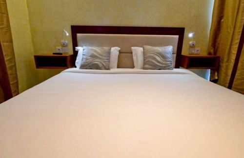 Yof Hotel | Deluxe Room Seaview 5th Floor 503