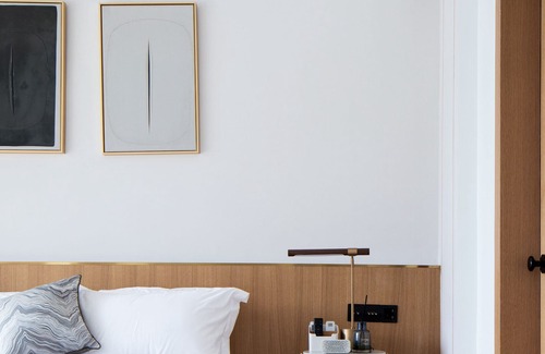 Xiufeng Apartment | Deluxe Room with Moutian View