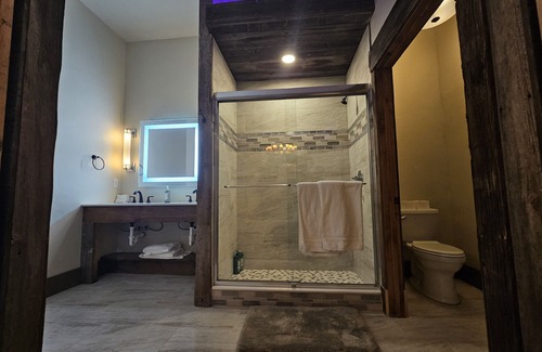 Miles City Hotel | Deluxe Studio Suite in Downtown Miles City MT