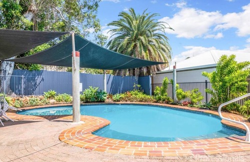 Emu Park Apartment | Deluxe Studio - Unit 14