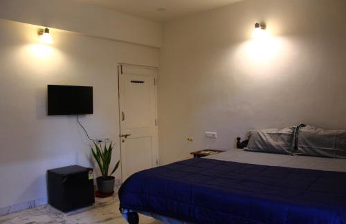 Gandhinagar House | Deluxe Suite in Champa Villa