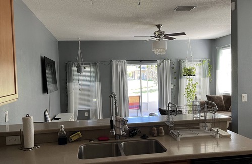 Riverview House | Deluxe Townhouse in a Cul de Sac
