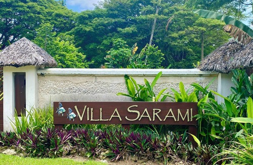 Port Lautour Villa | Deluxe tropical villa with pool on beautiful Espiritu Santo, Vanuatu