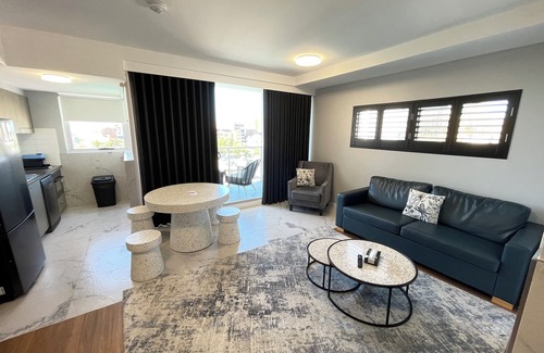 Newcastle Apartment | Deluxe Two Bedroom Apartment