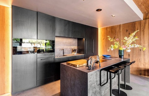 Shoreditch Apartment | Deluxe Two-Bedroom Penthouse