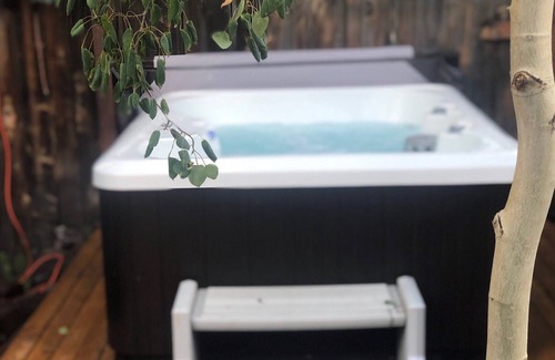 Silverton Villa | Deluxe Villa- 7 Rooms 8 Baths-Hot Tubs, Fire Pit, Yard,Grill