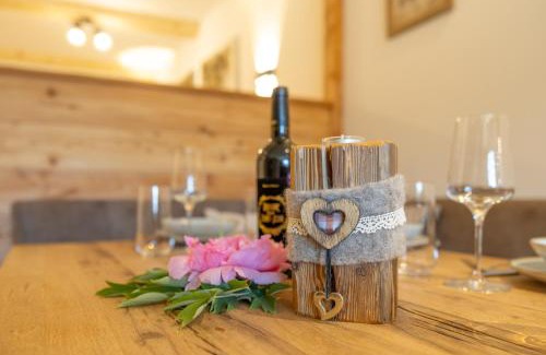 Gmund am Tegernsee Apartment | DeLuxe Wohnung am Tegernsee Gschwandtnerhof