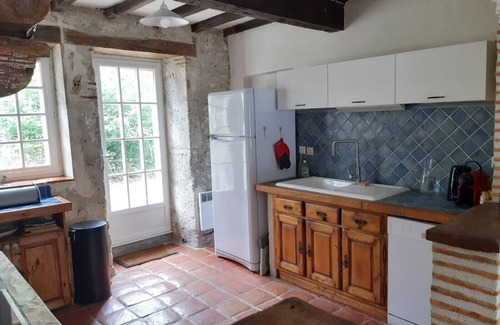 Sainte-Colombe-en-Bruilhois Villa | Demeure de Charme 10 Personnes Avec Piscine