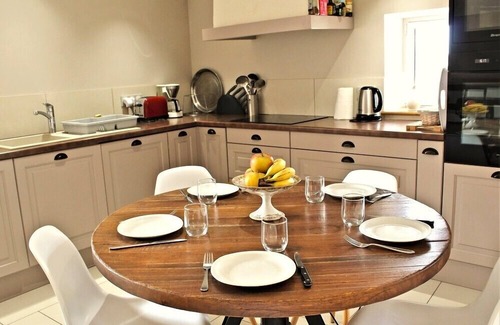 Avrille Villa | Demeure du Pont Rolland, heated inside pool, sauna and great location