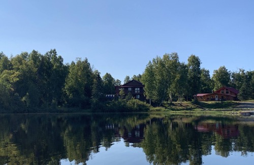 Trapper Creek Apartment | DENALI PENTHOUSE, lakefront near Talkeetna and Denali State Park