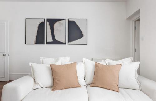 Pimlico Apartment | Denbeigh house