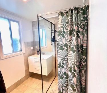 Stanthorpe House | Denham Cottage - Quart Pot Creek