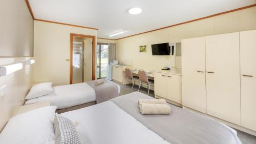 Deniliquin Hotel | Deni Golf Resort