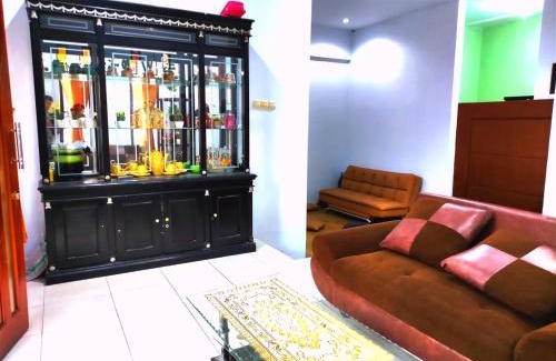 Sei Pinang House | Denisa homestay Kuningan 2