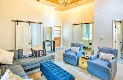 Denison House | Denison Getaway w/ Fire Pit ~ 8 Mi to Lake!
