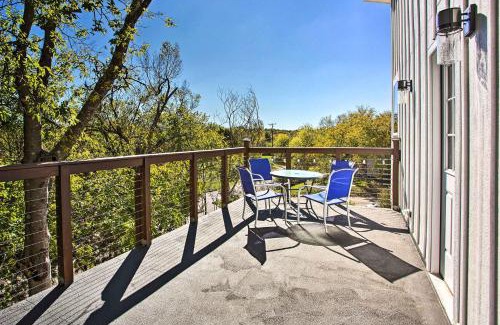 Denison House | Denison Home with Balcony Walk to Downtown!