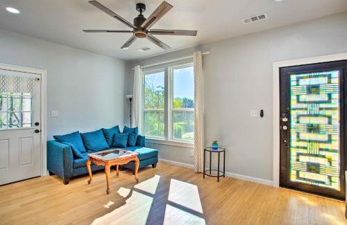 Denison House | Denison Home with Balcony Walk to Downtown!