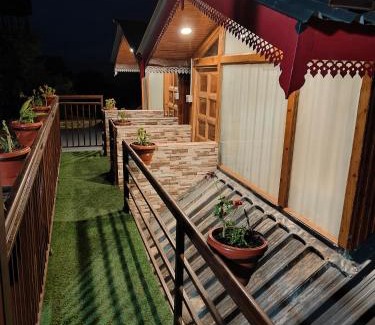 Shimla House | Deodar Homestay Dakbangla-kufri