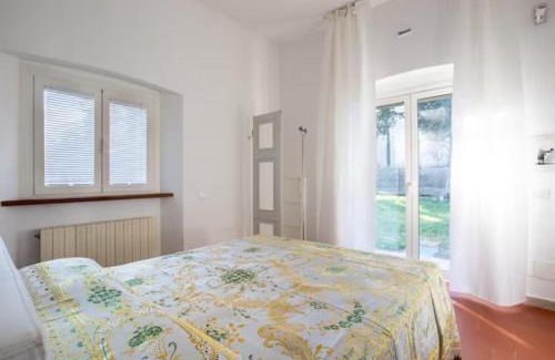Perugia Villa | Depandance holiday Villa, garden and privat pargking
