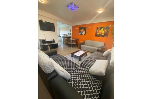 Ciudad Del Este Apartment | Departamento amplio y completo en Área 8 p/6 pers