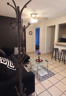 Monterrey Municipality Apartment | Departamento Centrico en Monterrey