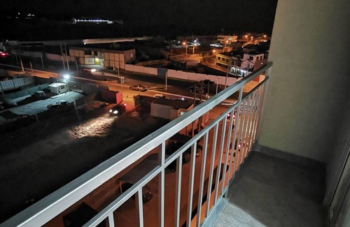 Coronel Gregorio Albarracin Lanchipa Apartment | Departamento Familiar P5