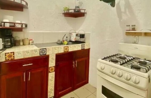 Calzada Madero House | Departamento Huzares" wifi 100 Mbps.