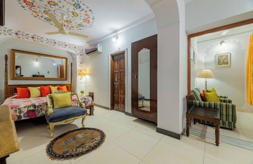 Sindhi Camp Hotel | Dera Rawatsar - Heritage Hotel