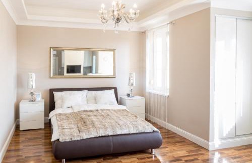 Debrecen Apartment | Derin Apartman