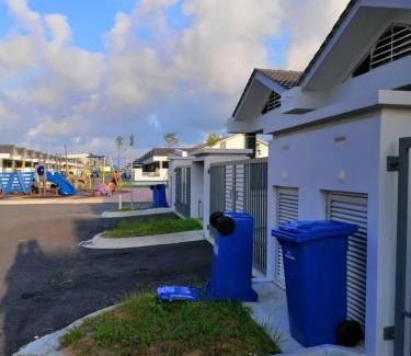 Bandar Penawar House | Desaru Hanan Islam Homestay