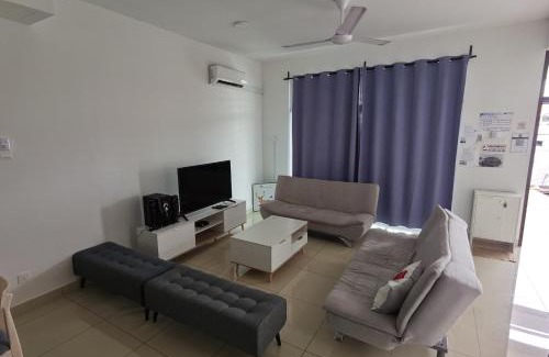 Bandar Penawar House | Desaru Happy Guest House D