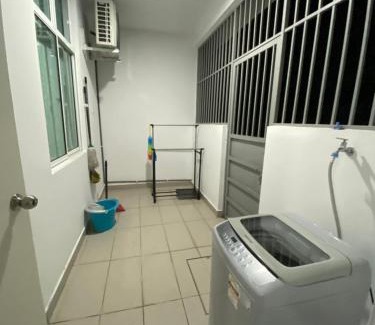 Bandar Penawar House | Desaru Happy Guest House D
